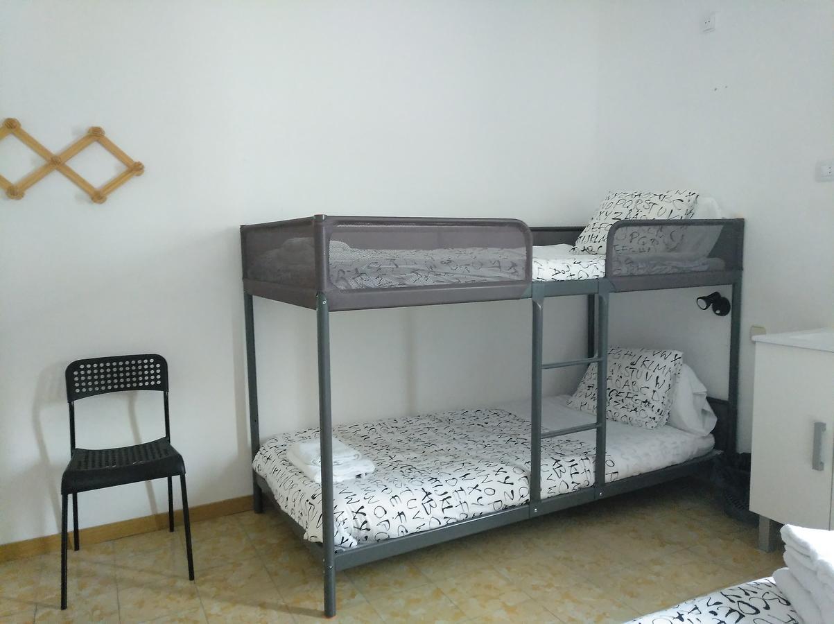 Hostal Juventus Порбоу Екстер'єр фото