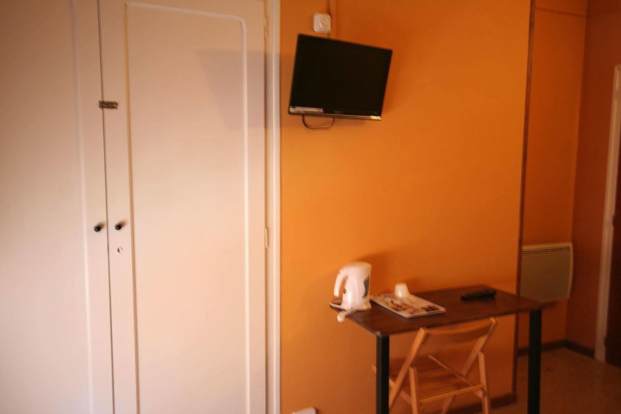 Hostal Juventus Порбоу Екстер'єр фото