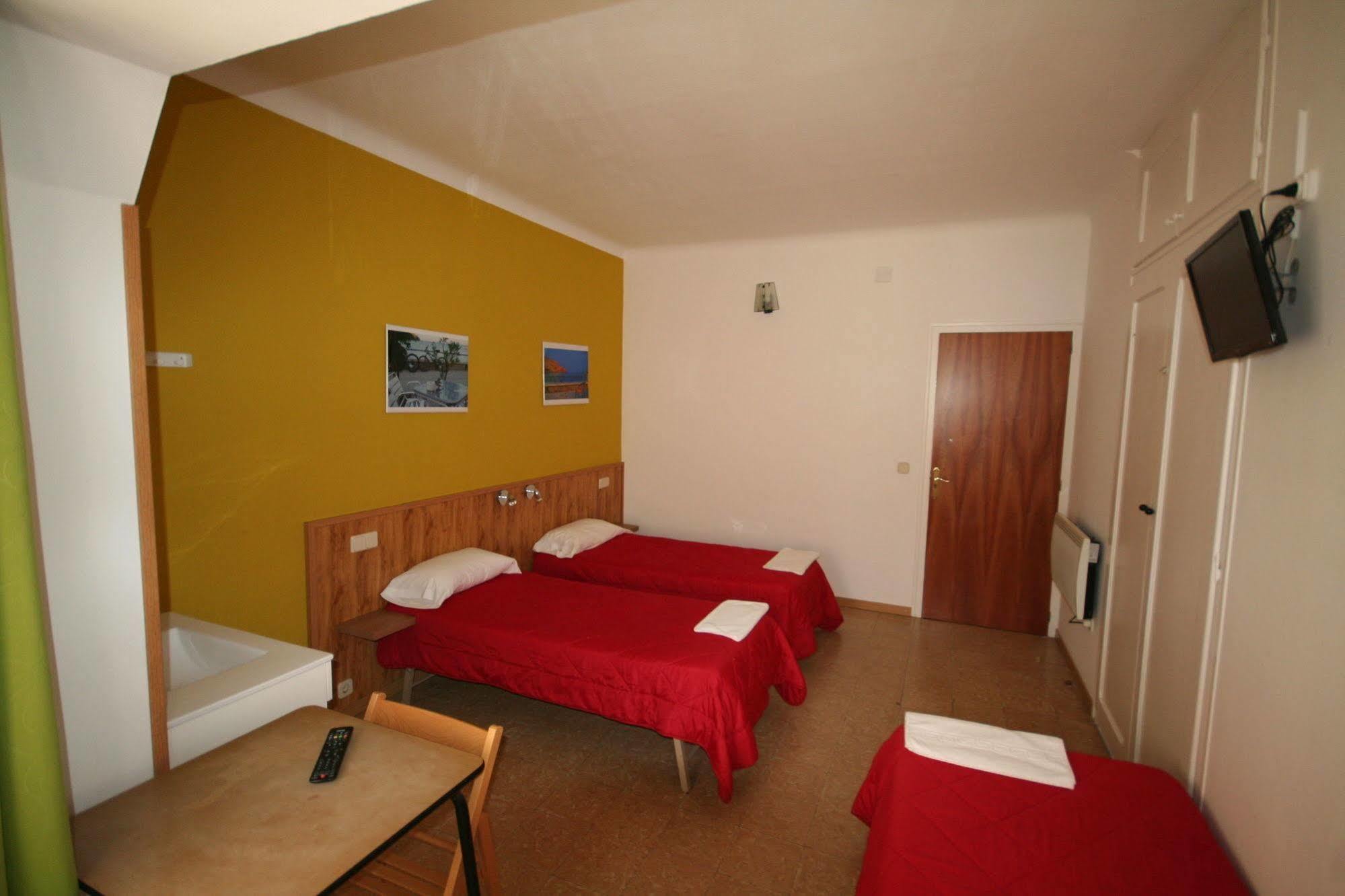 Hostal Juventus Порбоу Екстер'єр фото